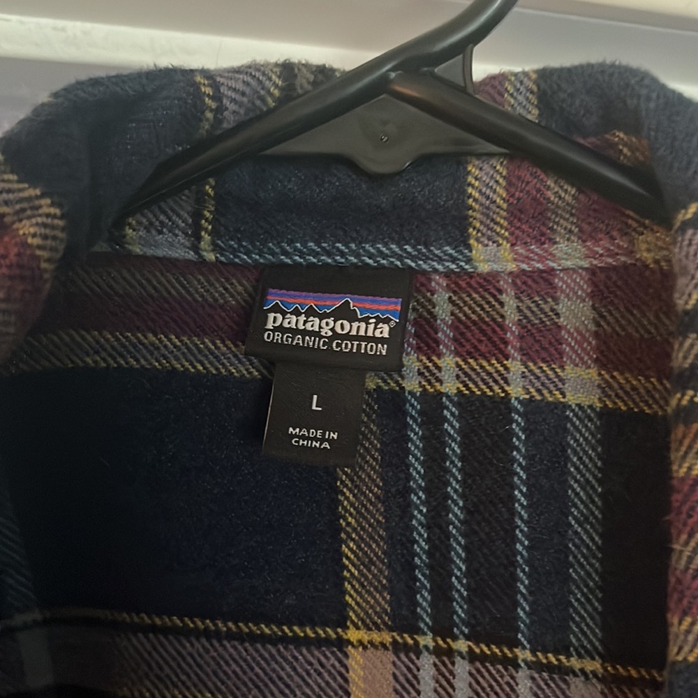 Patagonia flannel - Picture 2 of 3